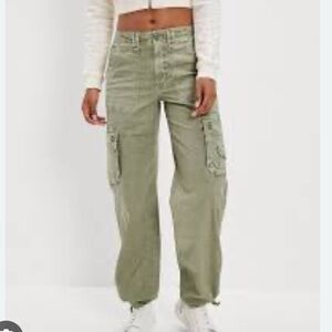 American Eagle green baggy jogger cargo pants size 12